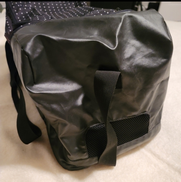 Rare Adidas Polka Dot Large Duffel Bag - Picture 7 of 12